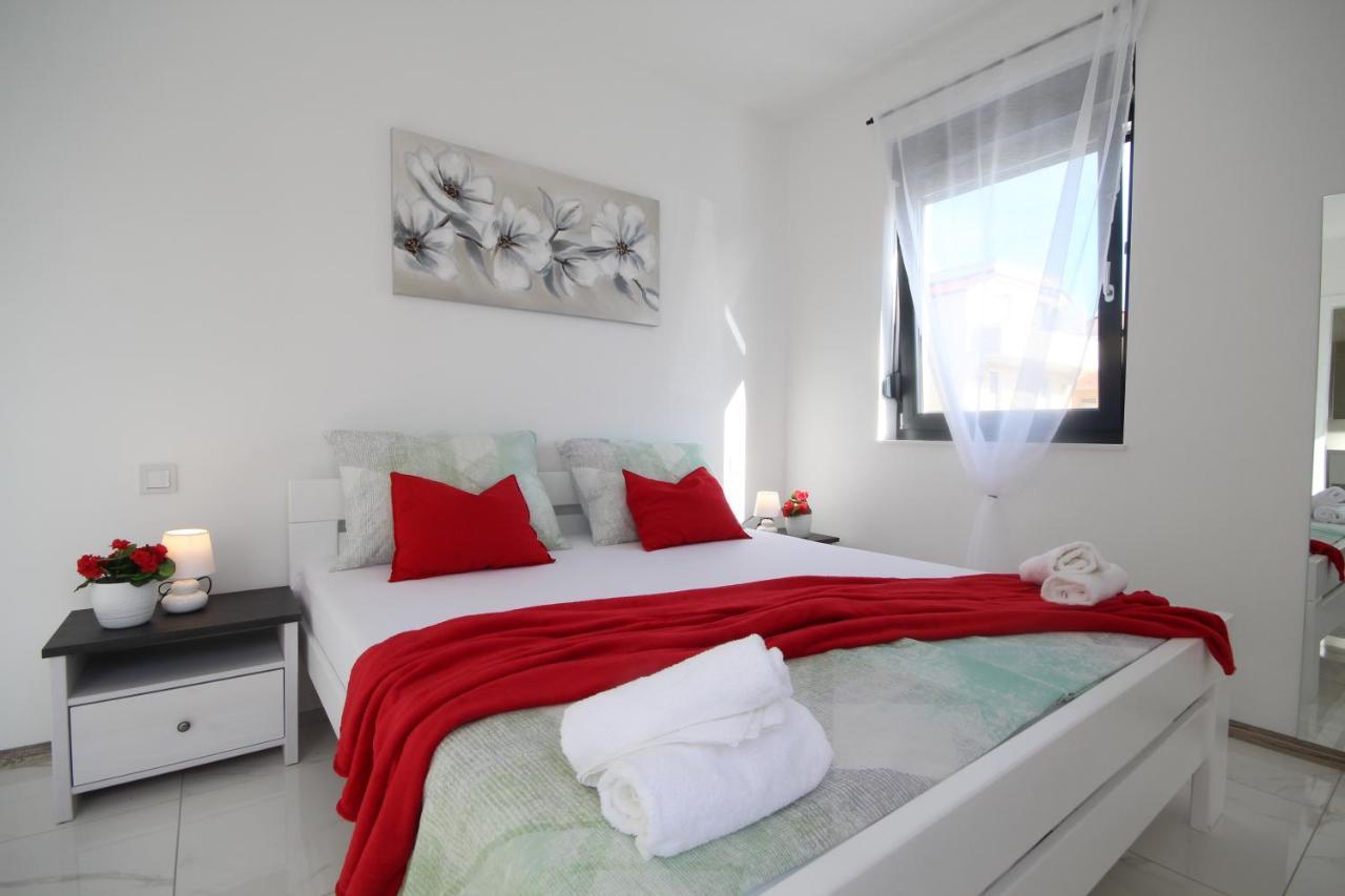 Villa Essenza - Luksuzne Kuce Za Odmor Vodice Extérieur photo