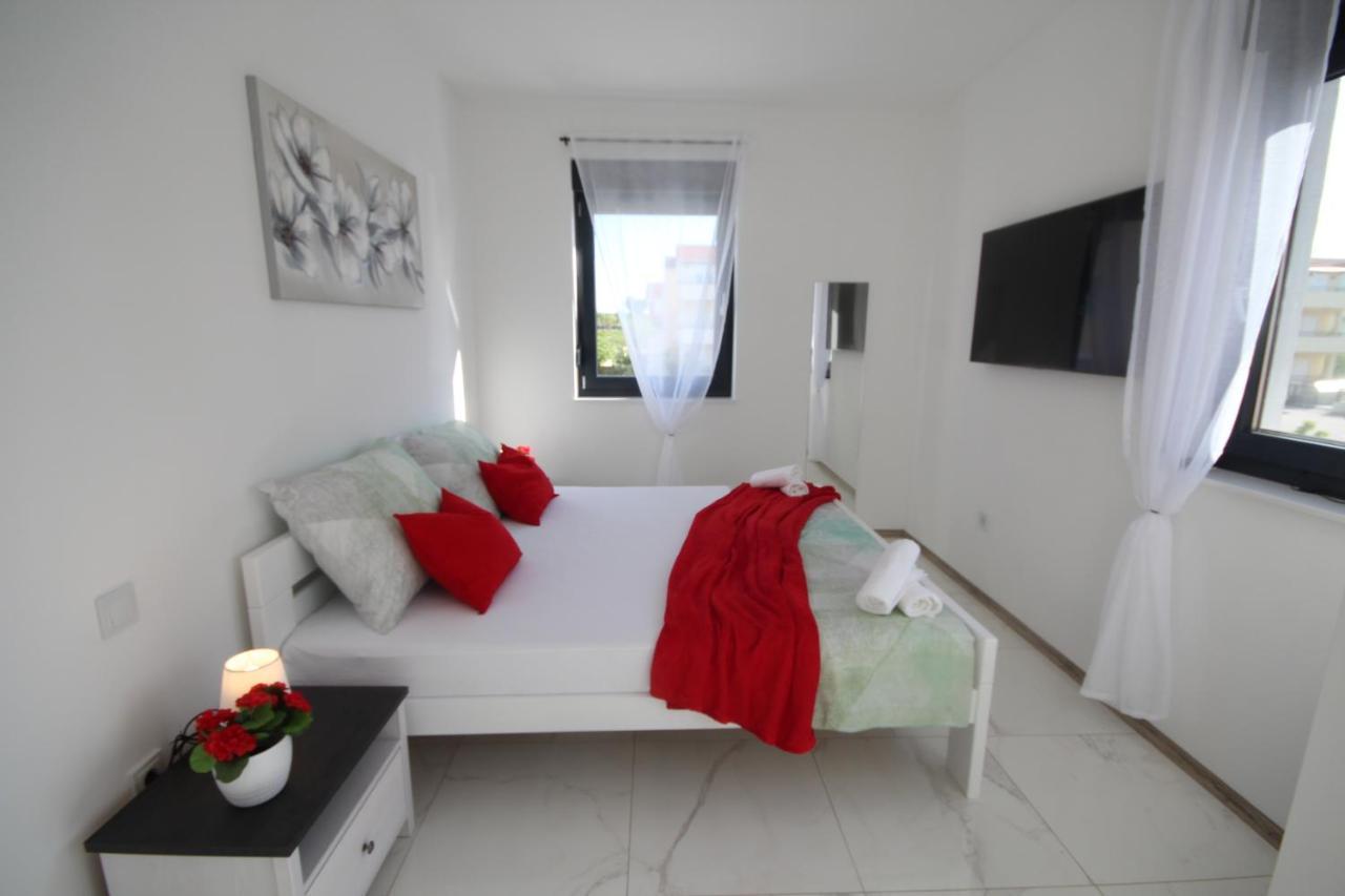 Villa Essenza - Luksuzne Kuce Za Odmor Vodice Extérieur photo